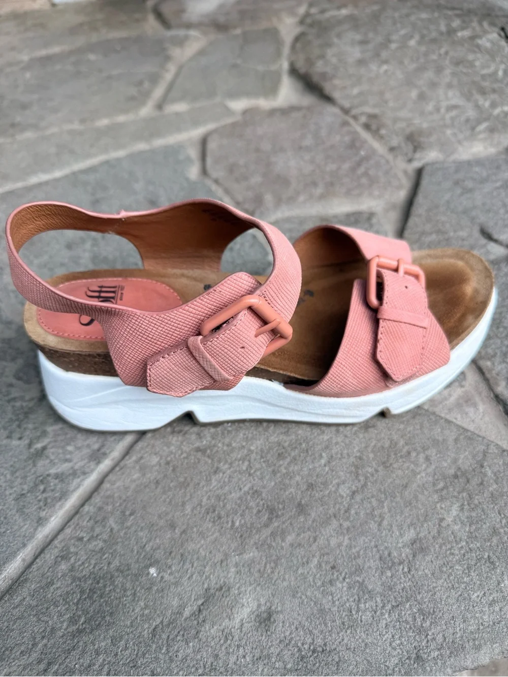 Sofft Castello Leather Platform Sandals Pink Textured Buckle‎ Comfort Wedge 9